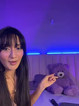 Snapshot of Denightjones chatting on February 10, 3:21 am Denightjones online show from February 10, 3:21 am