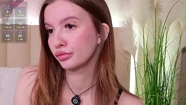 Snapshot of Layla_Bloom chatting on January 31, 7:11 pm Layla Bloom online show from January 31, 7:11 pm