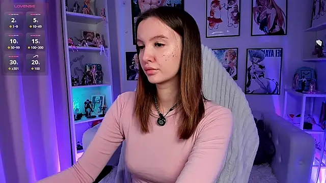 Snapshot of Layla_Bloom chatting on February 27, 5:35 pm Layla Bloom online show from February 27, 5:35 pm