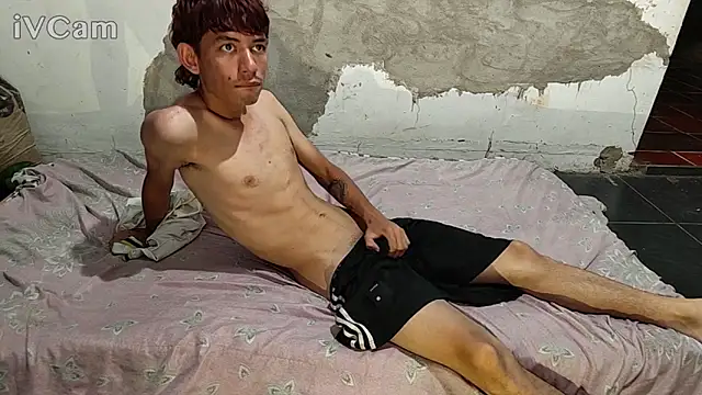 Snapshot of Sweet_Davyd chatting on January 9, 12:24 am Sweet Davyd online show from January 9, 12:24 am