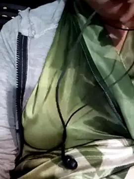 sumaiaa629 online show from January 8, 7:05 pm