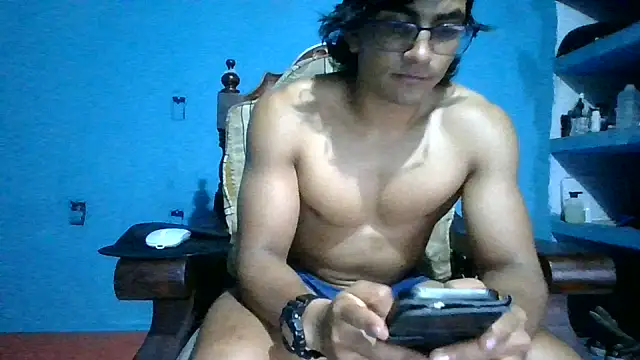 Xaviervtg online show from May 26, 2:46 pm