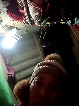 Snapshot of Sing2k chatting on January 14, 4:07 am Sing2k online show from January 14, 4:07 am