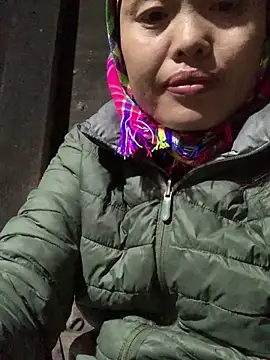 Snapshot of hinicky-0 chatting on January 7, 1:46 pm hinicky-0 online show from January 7, 1:46 pm