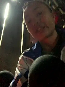 Snapshot of hinicky-0 chatting on January 12, 1:55 am hinicky-0 online show from January 12, 1:55 am