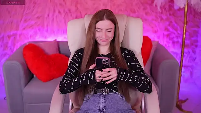 Snapshot of AlexaFleur chatting on March 6, 8:11 am AlexaFleur online show from March 6, 8:11 am