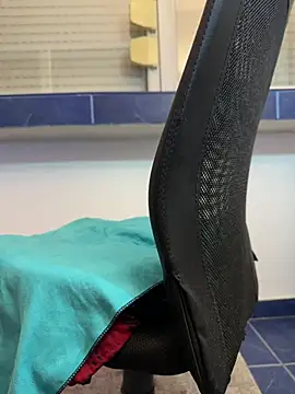 Snapshot of amonyak93 chatting on March 2, 10:27 pm amonyak93 online show from March 2, 10:27 pm