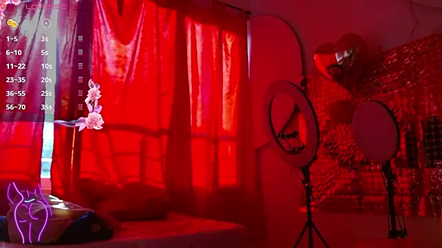 Leslie21  online show from February 12, 1:06 pm