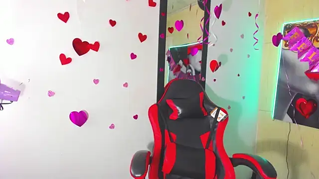 honeyluxe  online show from March 11, 4:07 am