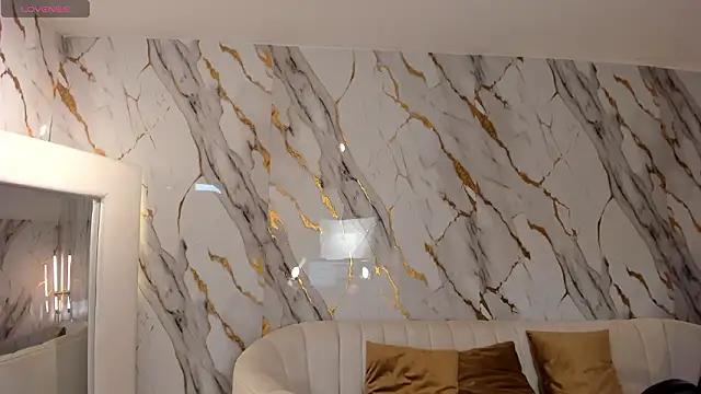 KayraLanne online show from February 14, 3:36 am