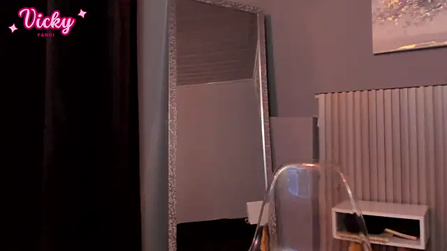 vicky fant4sy online show from February 19, 1:51 pm