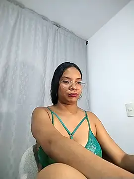 KATALINA SANTANA  online show from April 9, 12:21 am