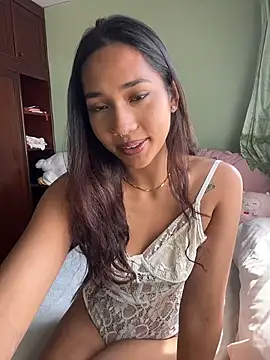 Lyla Love online show from January 15, 7:35 am