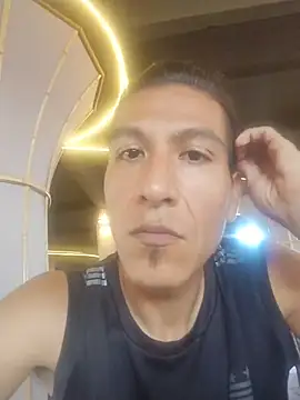 Rodrigohernan19 online show from April 5, 5:32 pm