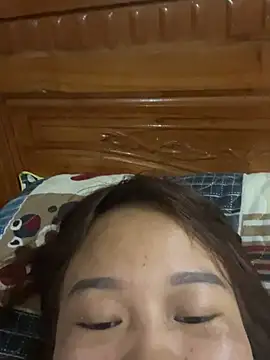 Snapshot of Liness101 chatting on February 2, 12:20 am Liness101 online show from February 2, 12:20 am