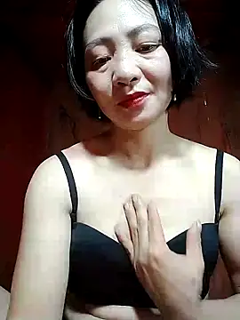 Snapshot of Some-03 chatting on January 13, 3:56 am Some-03 online show from January 13, 3:56 am