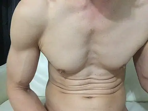 Snapshot of kizuna0073 chatting on March 28, 1:11 pm kizuna0073 online show from March 28, 1:11 pm