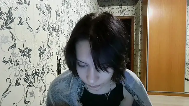 LxayBloom online show from April 20, 1:08 am