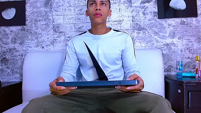 Harin Prize online show from April 17, 12:41 pm