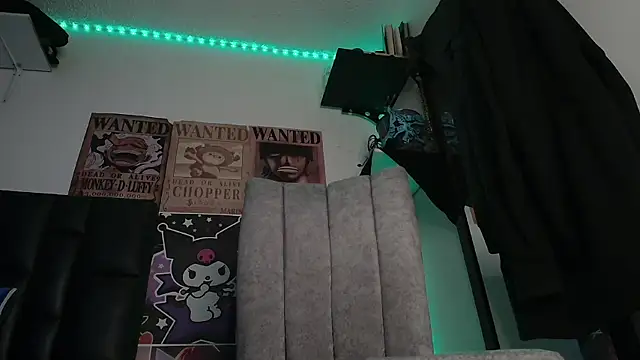 Snapshot of Anhony_Muscle chatting on January 13, 12:05 am Anhony Muscle online show from January 13, 12:05 am