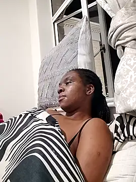 Snapshot of princess-boobz chatting on March 9, 5:50 pm princess-boobz online show from March 9, 5:50 pm