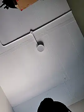 Snapshot of princess-boobz chatting on March 10, 9:47 am princess-boobz online show from March 10, 9:47 am