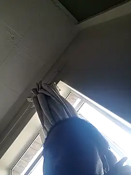 Snapshot of princess-boobz chatting on March 19, 9:35 am princess-boobz online show from March 19, 9:35 am