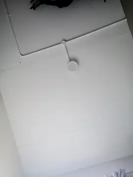 Snapshot of princess-boobz chatting on March 20, 12:54 pm princess-boobz online show from March 20, 12:54 pm