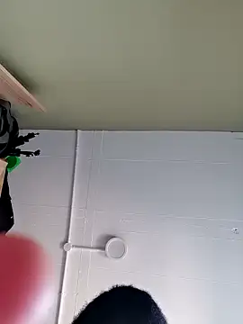 Snapshot of princess-boobz chatting on March 30, 8:48 am princess-boobz online show from March 30, 8:48 am