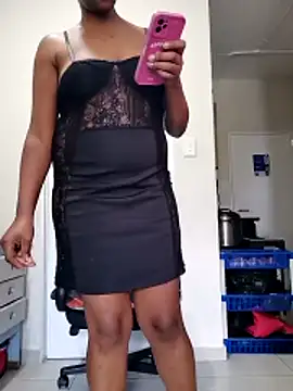 Snapshot of princess-boobz chatting on April 2, 12:58 pm princess-boobz online show from April 2, 12:58 pm