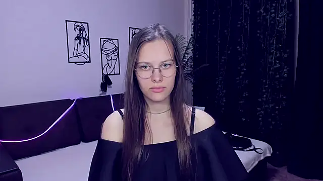 AyumiBlossom online show from April 15, 4:36 pm