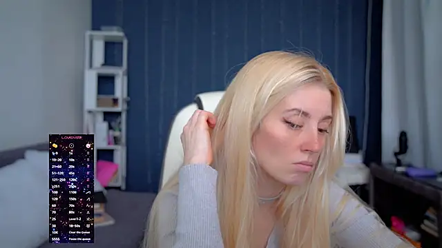 Snapshot of MyMouth chatting on February 14, 11:07 am MyMouth online show from February 14, 11:07 am