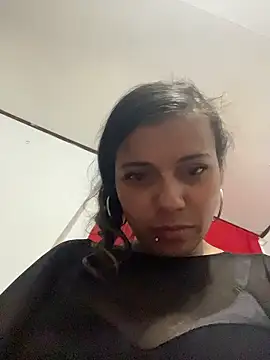 cinthia2011 online show from January 8, 2:25 am