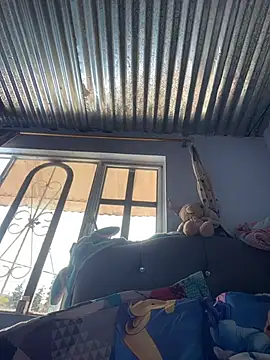 cinthia2011 online show from February 4, 5:52 pm