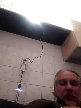 Snapshot of Sweet_Daddy_John chatting on January 5, 7:50 pm Sweet Daddy John online show from January 5, 7:50 pm