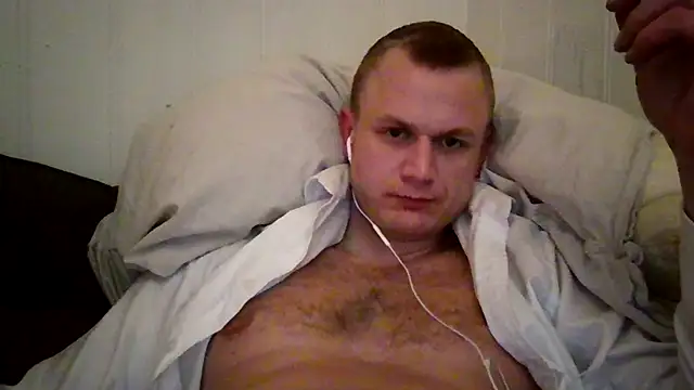 Snapshot of ducatiBWCYoung chatting on February 25, 4:55 am ducatiBWCYoung online show from February 25, 4:55 am