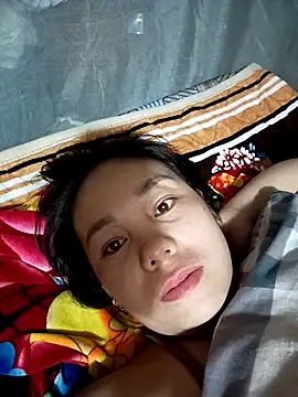 vanvan005 online show from March 12, 11:00 pm