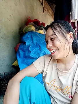 vanvan005 online show from May 15, 11:23 pm