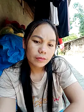 vanvan005 online show from May 15, 11:45 pm