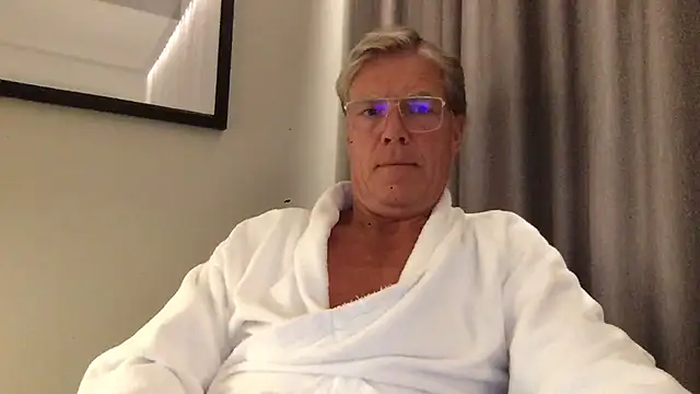 Snapshot of abibull chatting on July 3, 11:27 am abibull online show from July 3, 11:27 am