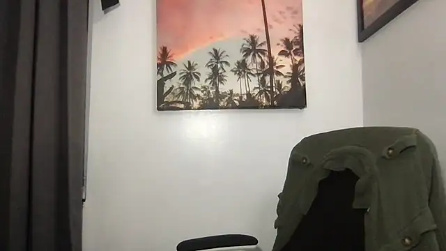 Snapshot of SattivvaXXX chatting on February 23, 11:07 am SattivvaXXX online show from February 23, 11:07 am