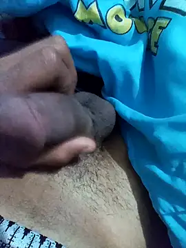 Snapshot of ebrahem45665 chatting on February 5, 11:42 pm ebrahem45665 online show from February 5, 11:42 pm