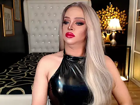 Snapshot of Miss_jassyjuicyandsexy chatting on January 12, 3:06 pm Miss jassyjuicyandsexy online show from January 12, 3:06 pm