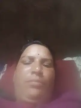 Hot hiuj online show from July 5, 6:59 pm