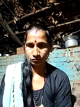 Snapshot of Hot_bhi38 chatting on May 15, 8:05 pm Hot bhi38 online show from May 15, 8:05 pm