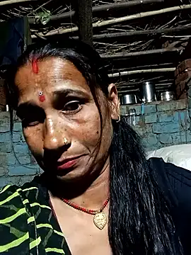 Snapshot of Hot_bhi38 chatting on June 16, 7:49 pm Hot bhi38 online show from June 16, 7:49 pm
