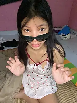 Snapshot of Habii__ chatting on January 9, 7:04 pm Habii online show from January 9, 7:04 pm