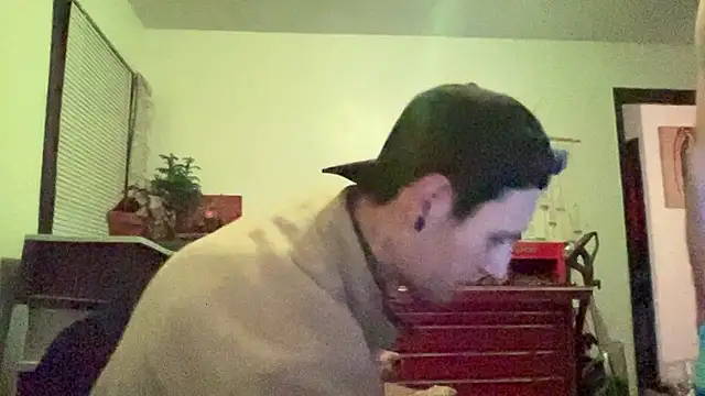 FADEDSADBOY online show from January 14, 8:31 am