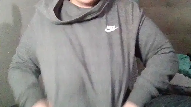 Snapshot of bellakay19 chatting on January 31, 9:57 pm bellakay19 online show from January 31, 9:57 pm