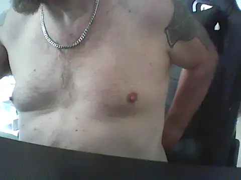 loudandproud online show from March 4, 11:55 pm